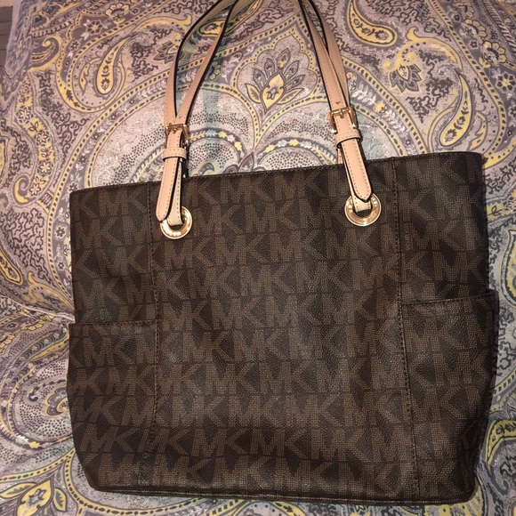 Michael Kors Purse - Picture 2 of 7